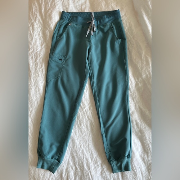 Figs Pants & Jumpsuits Figs Hydrogreen Zamora Jogger Scrub Pants